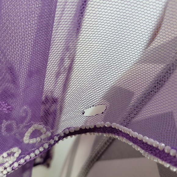 Womans Sheer Sterling Styles Purple Beaded Scarf Few issues on the back - Picture 10 of 12